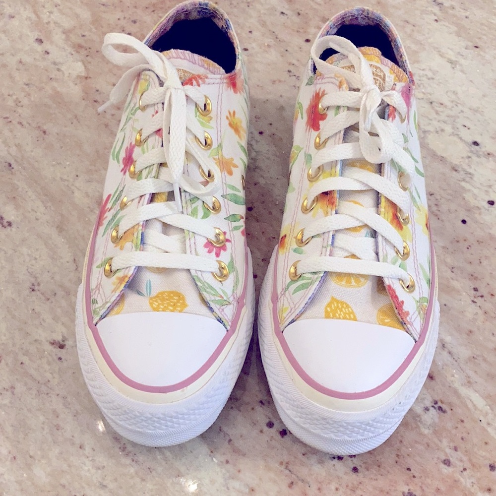 Converse Platform Sneaker